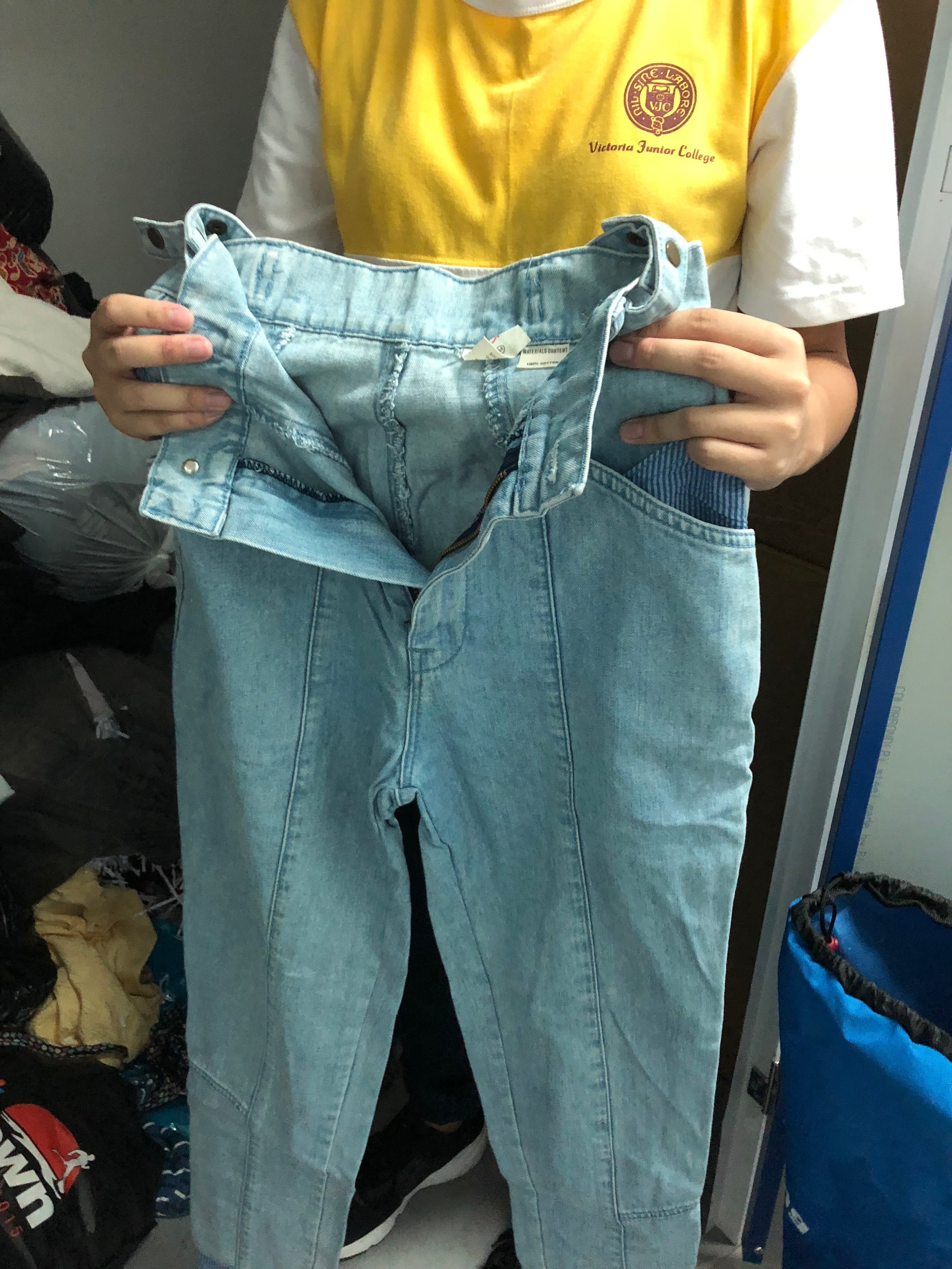 Victoria JC Students Up-Cycled Denim into Ear-phones Pouch